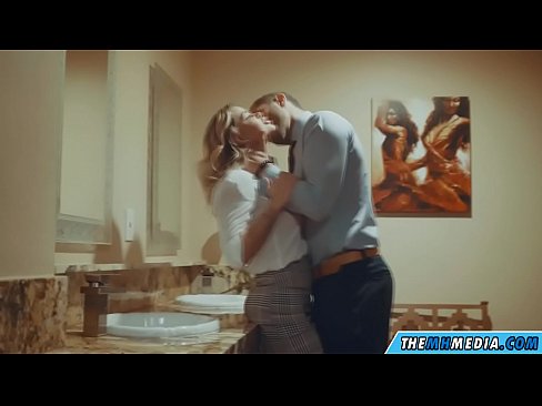 ❤️ Quando uma loira peituda o seduz em um banheiro público ❤️❌ Porno porno em porno pt-br.sexarxiv.ru ﹏